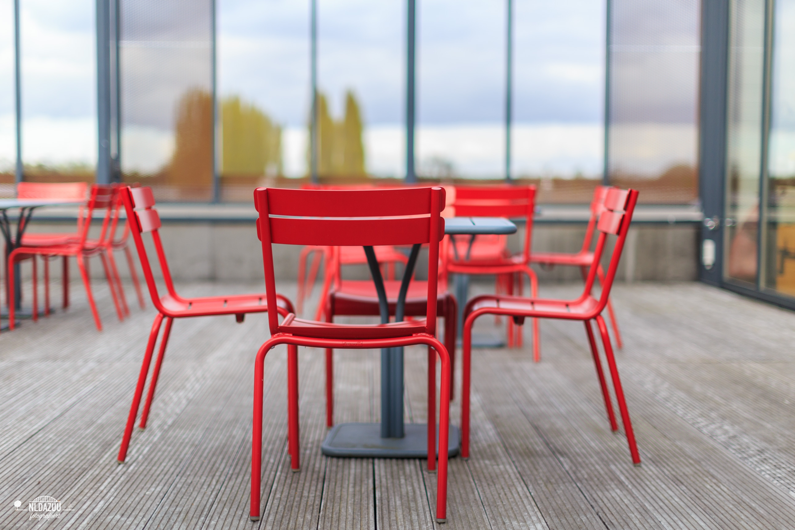 Dag 34 nldazuu 50 mm. challenge: terras stoelen