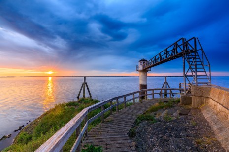 Oostmahorn lighthouse
