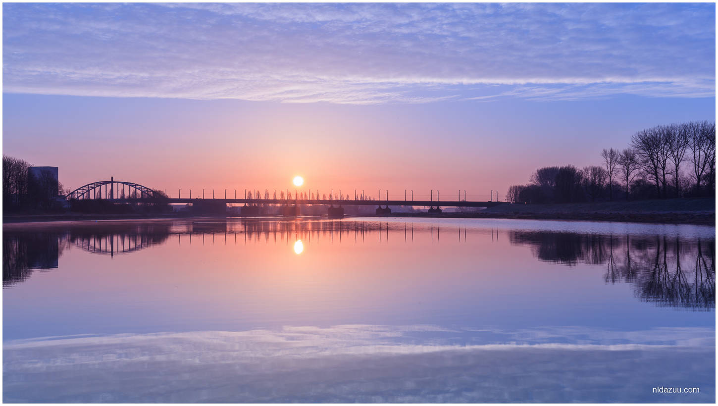 Arnhem, Sunset, Spiegeling, Reflection. wolken, colours, sky, lucht, ruimte voor de rivier